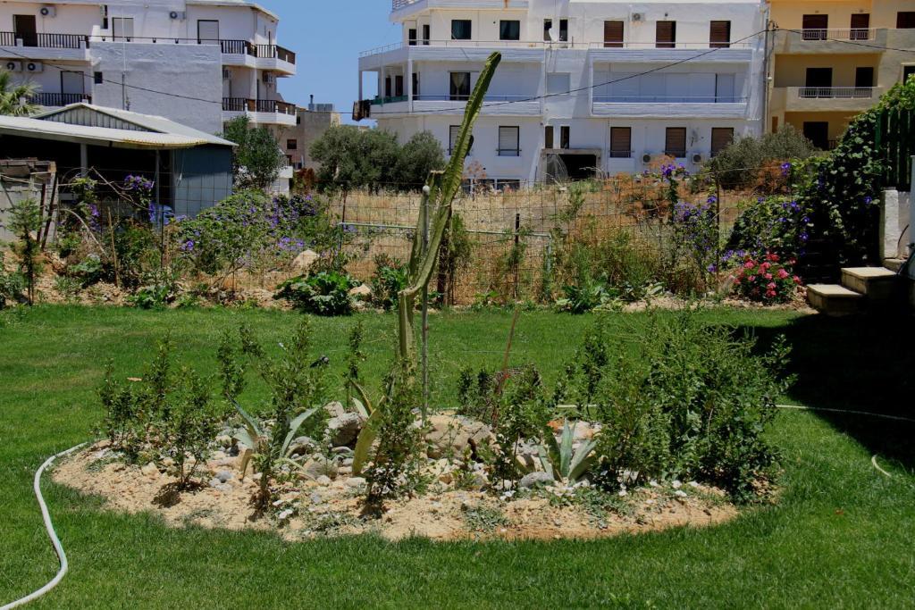 Διαμερίσματα Μηνάς Χερσόνησος Εξωτερικό φωτογραφία